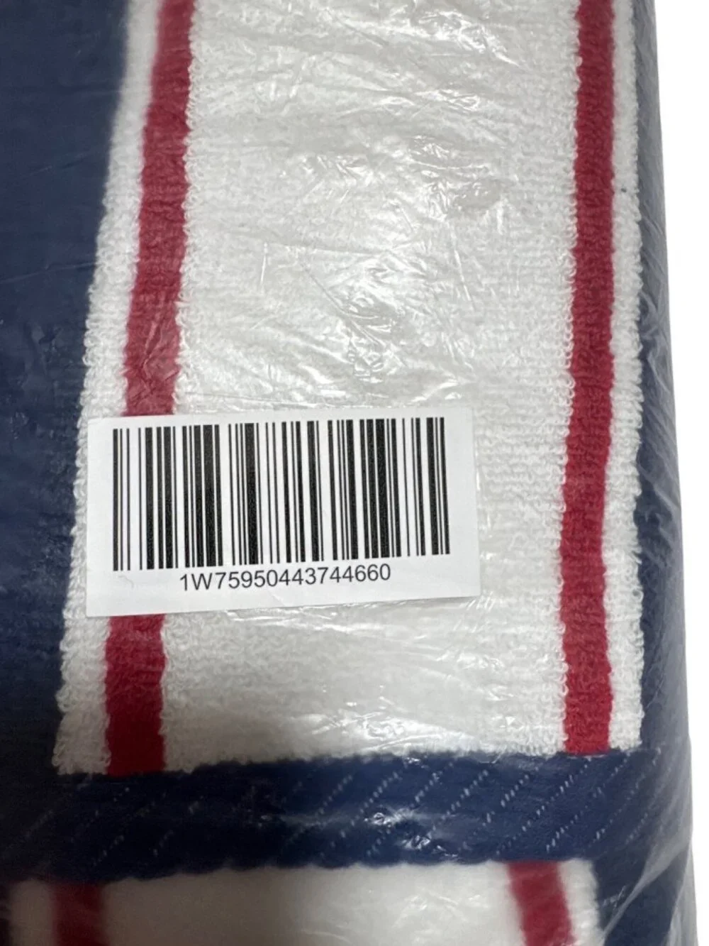 NWT Aston & Arden Luxurious Resort Towels Navy/Red Size 35